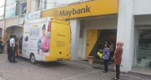 Maybank Luncurkan Mobil Kas Keliling Maybank Luncurkan Mobil Kas Keliling